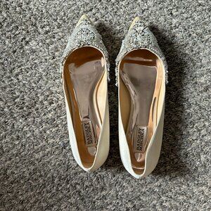 USED Badgley Mischka formal flats